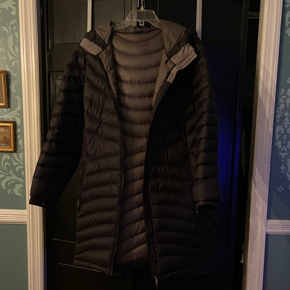 L.L. Bean Women's Black Hooded Puffer Coat